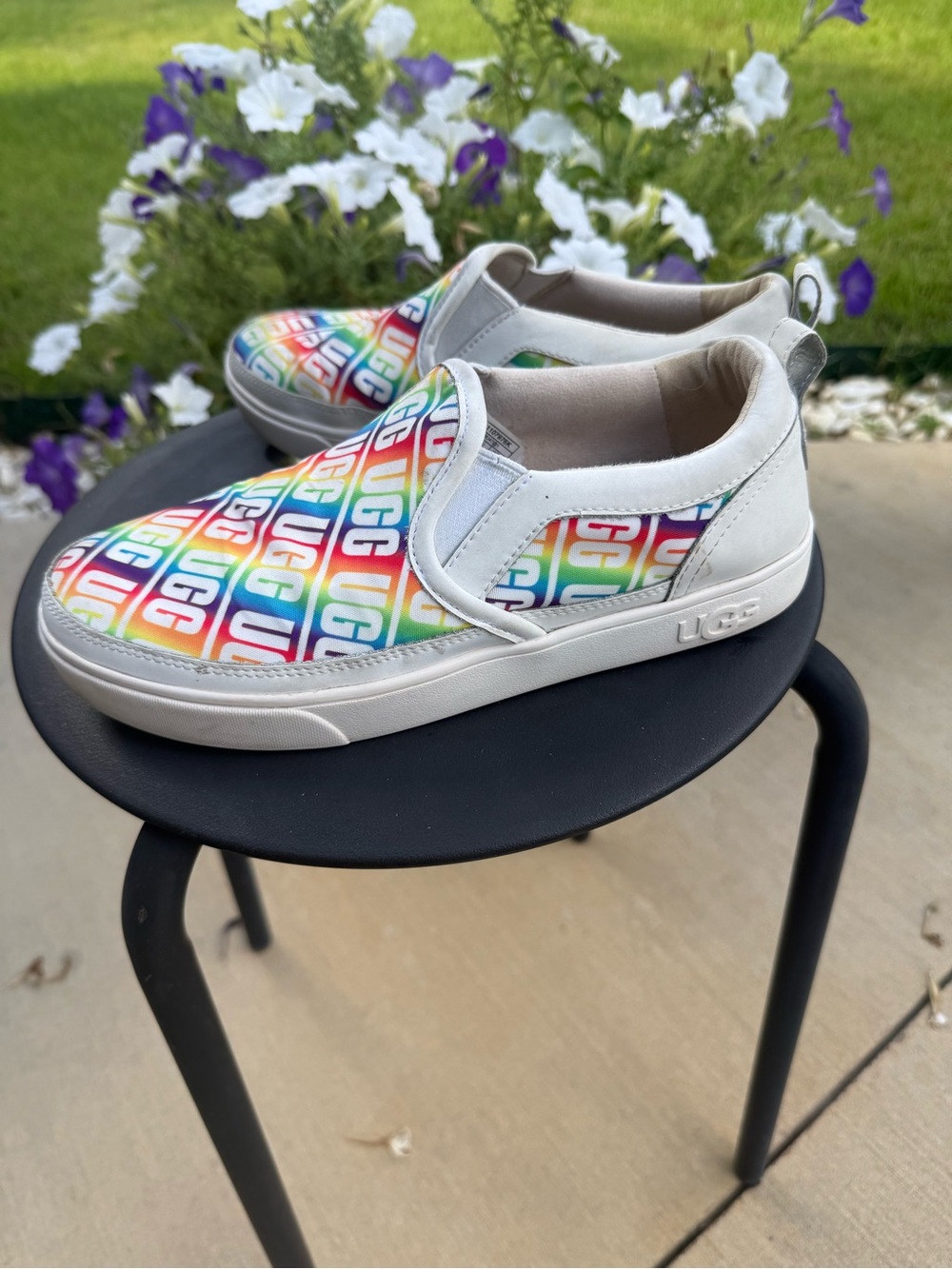 UGG Kaplan Slip On Shoes White Rainbow Youth Size 5Y 5 Comfort Canvas Sneakers